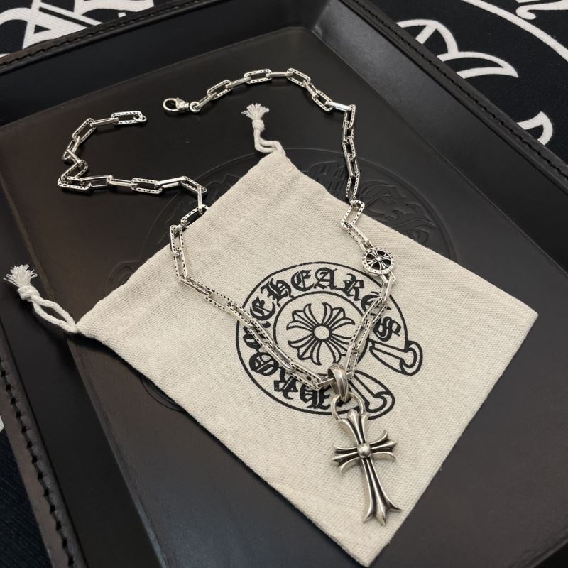Ch*0me He**ts necklaces